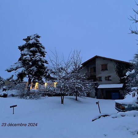 Appartement Dans Maison Brié-et-Angonnes Zewnętrze zdjęcie