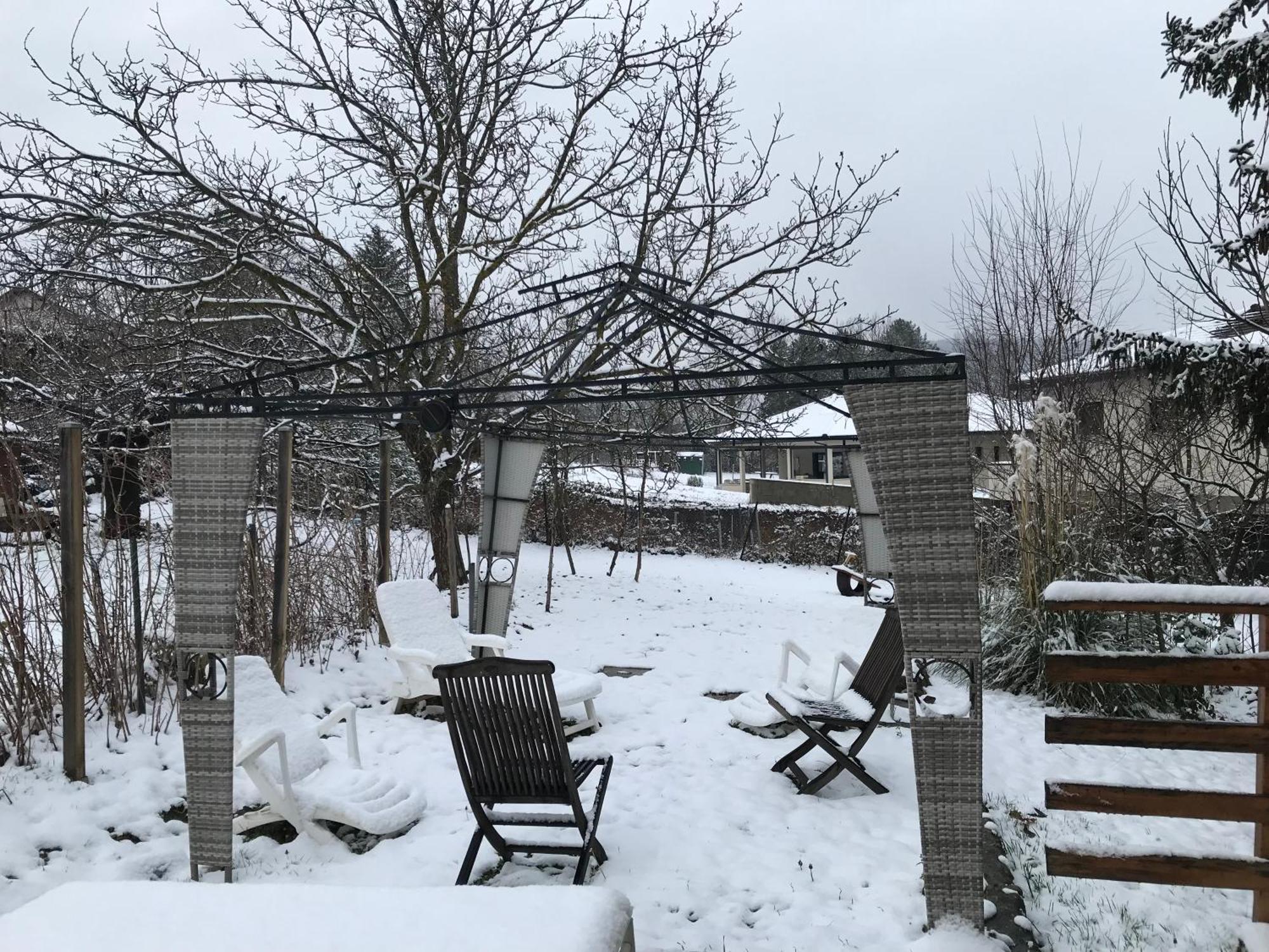 Appartement Dans Maison Brié-et-Angonnes Zewnętrze zdjęcie