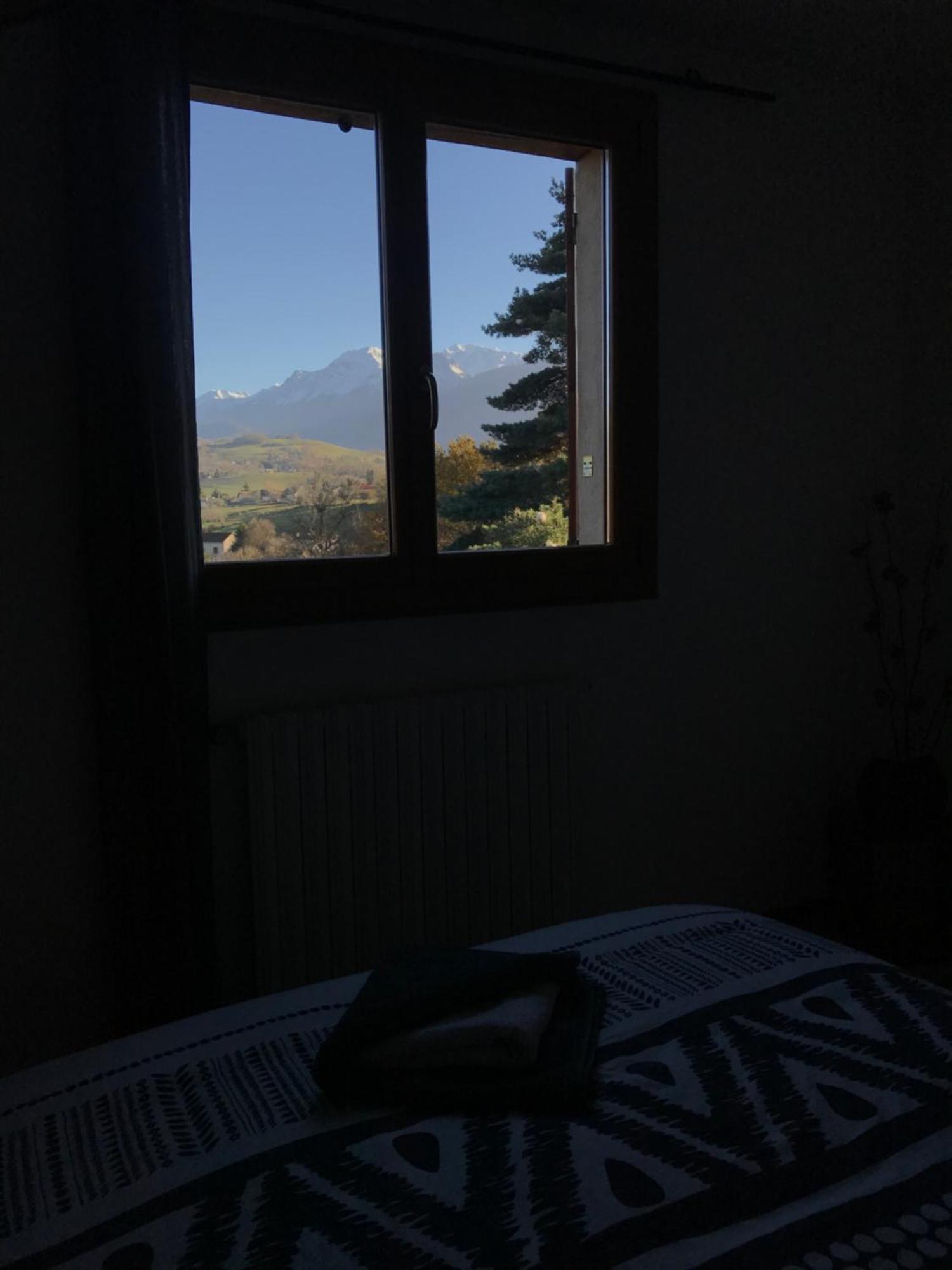 Appartement Dans Maison Brié-et-Angonnes Zewnętrze zdjęcie